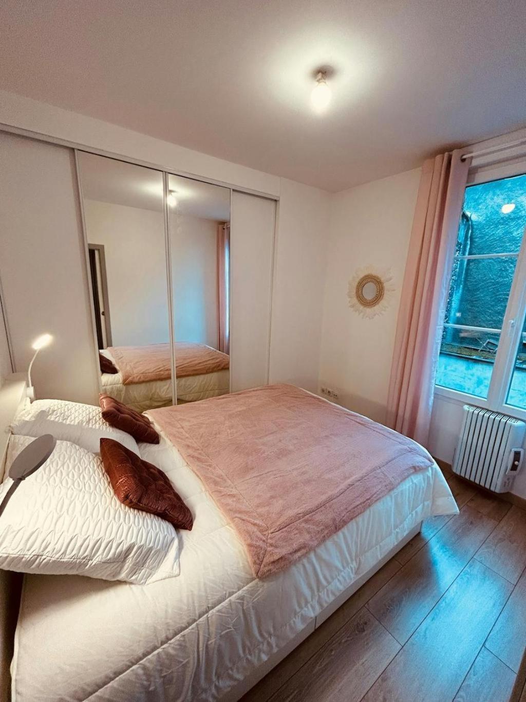 Apartament L'Etape Des Sacres Reims Zewnętrze zdjęcie