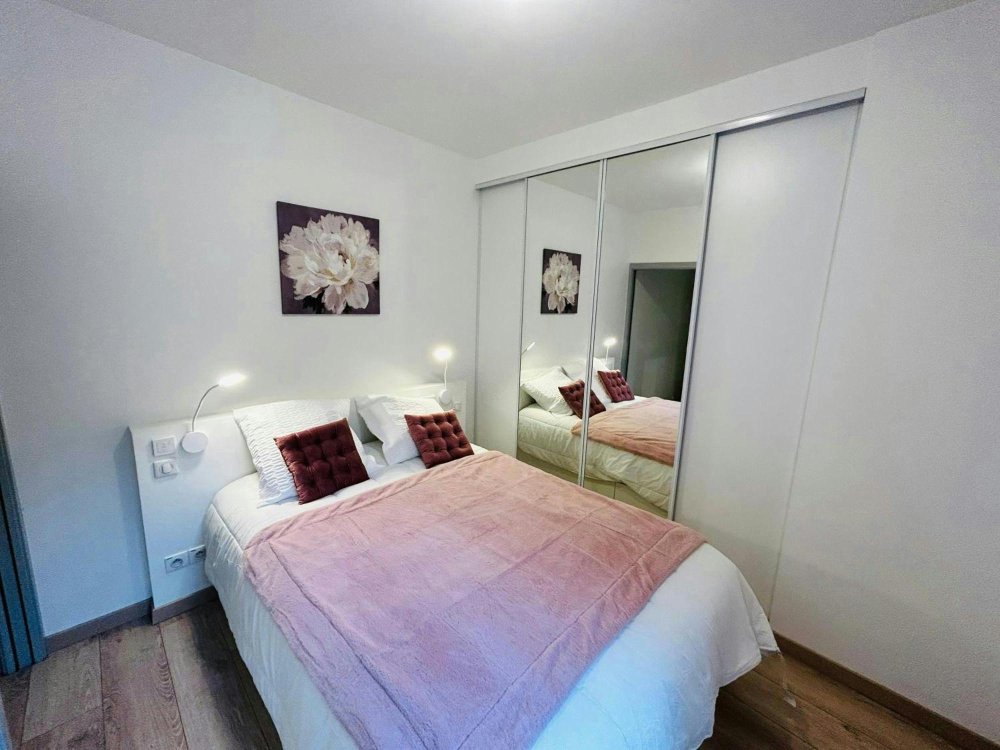 Apartament L'Etape Des Sacres Reims Zewnętrze zdjęcie